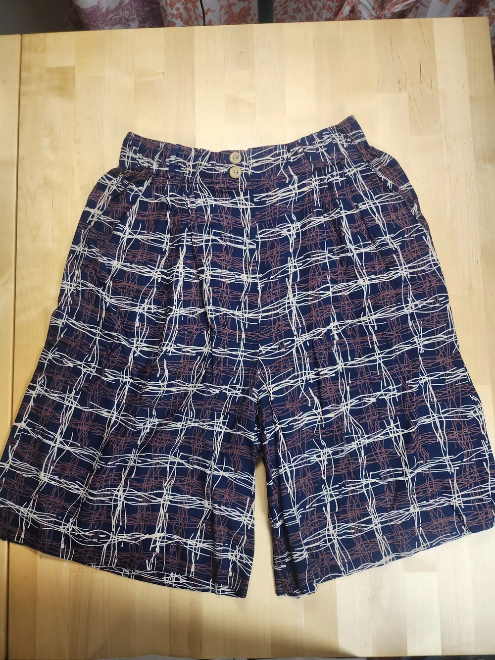 Vtg Norton McNaughton Navy Blue Brown and White Bermuda Shorts